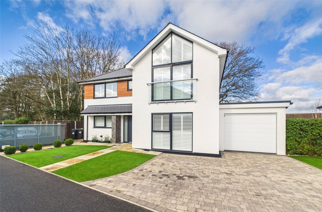 Silver Glade, Tuckton Close, Southbourne, Dorset, BH6 3HY