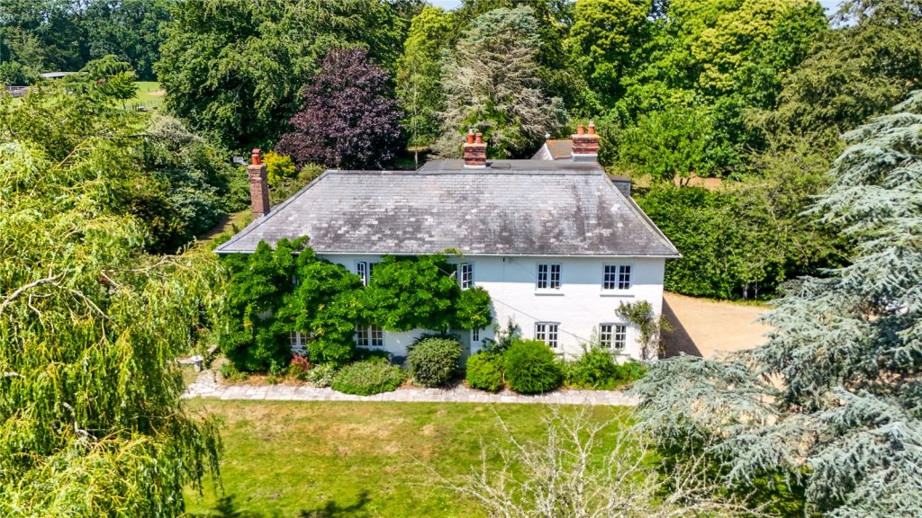 Burley Road, Winkton, Christchurch, Dorset, BH23 7AN