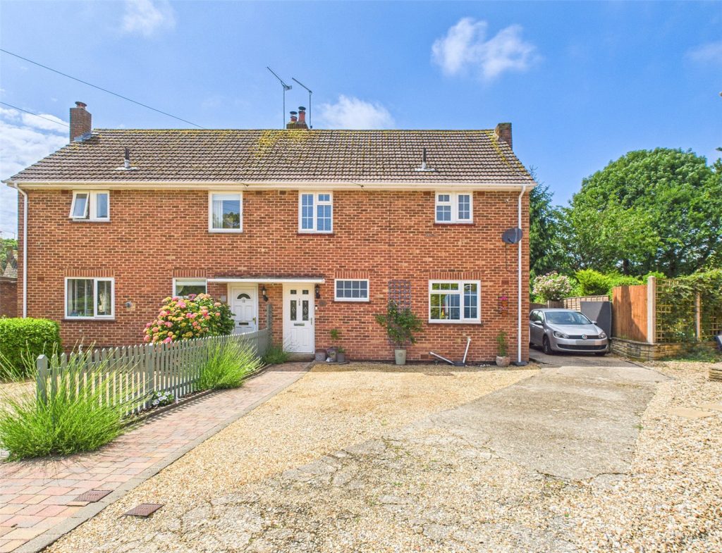 Shackleton Square, Bransgore, Christchurch, Dorset, BH23 8AJ