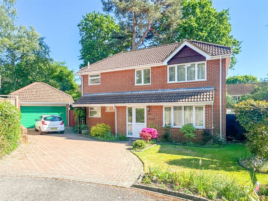 Stibbs Way, Bransgore, Christchurch, Dorset, BH23 8HG