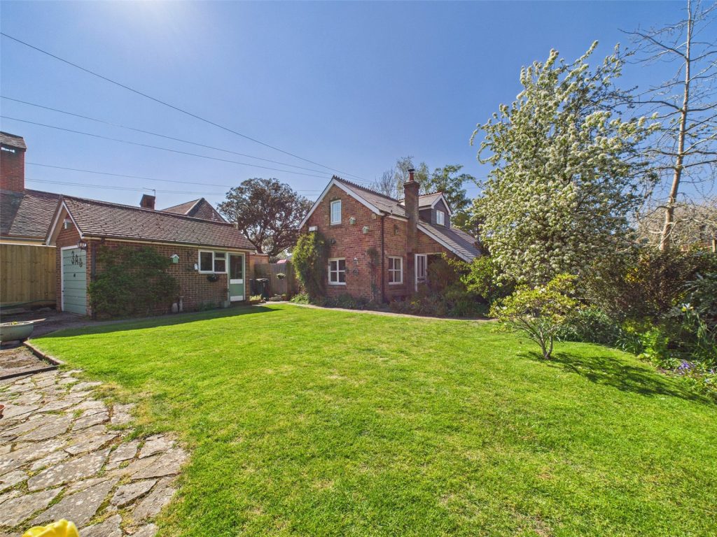 Magdalen Lane, Christchurch, Dorset, BH23 1PH
