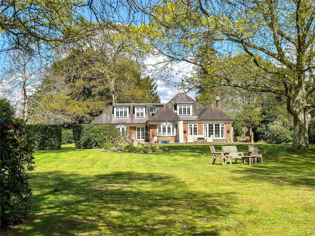 Hurn Court, Hurn Court Lane, Hurn, Christchurch, BH23 6BH