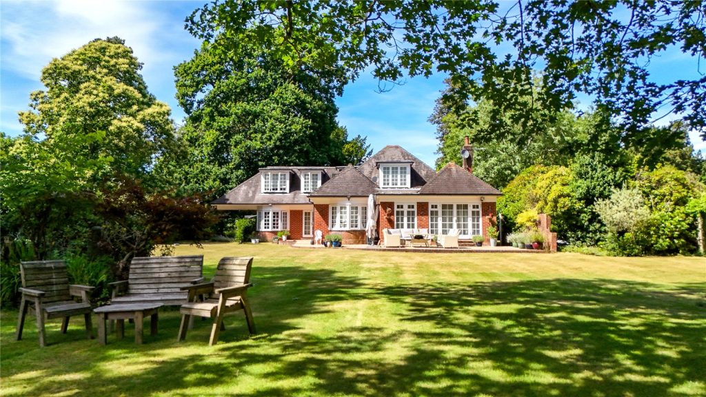 Hurn Court, Hurn Court Lane, Hurn, Christchurch, BH23 6BH