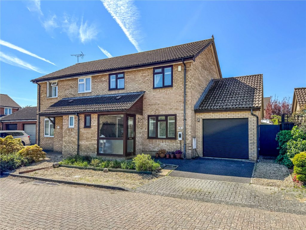 Foxglove Close, Christchurch, Dorset, BH23 4UF