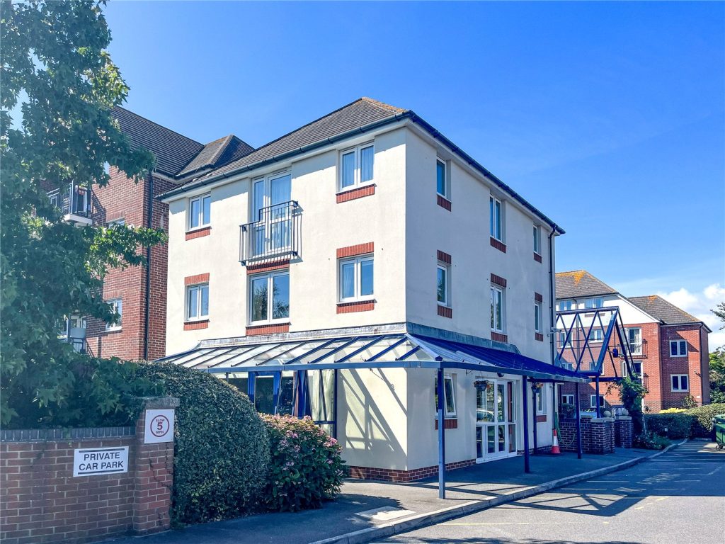 Stour Road, Christchurch, Dorset, BH23 1JW