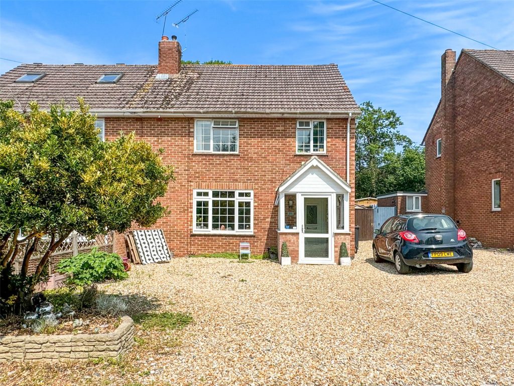 Shackleton Square, Bransgore, Christchurch, Dorset, BH23 8AJ