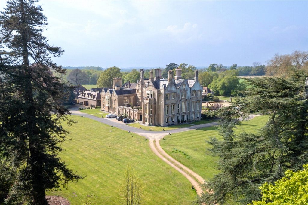 Hurn Court Lane, Hurn, Christchurch, Dorset, BH23 6BH