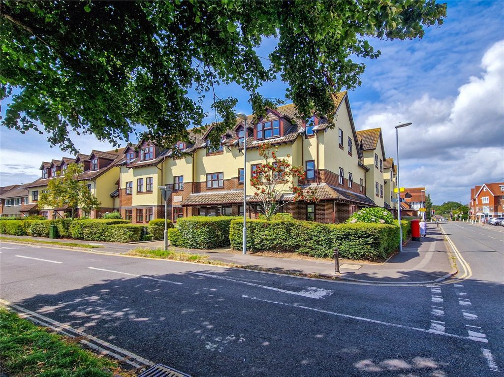Wortley Road, Highcliffe, Christchurch, Dorset, BH23 5DR