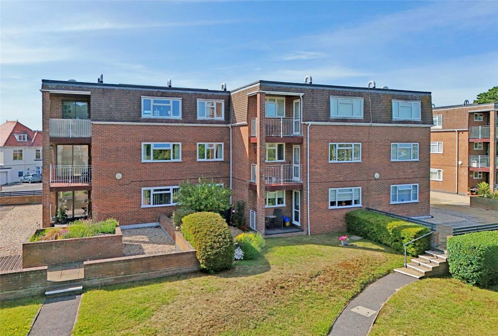 Belle Vue Crescent, Southbourne, Bournemouth, Dorset, BH6 3BS