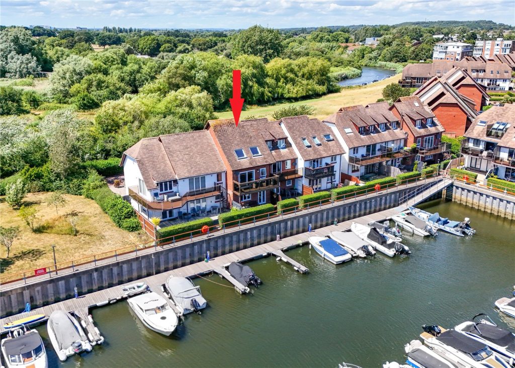 The Meridians, Christchurch, Dorset, BH23 1RA