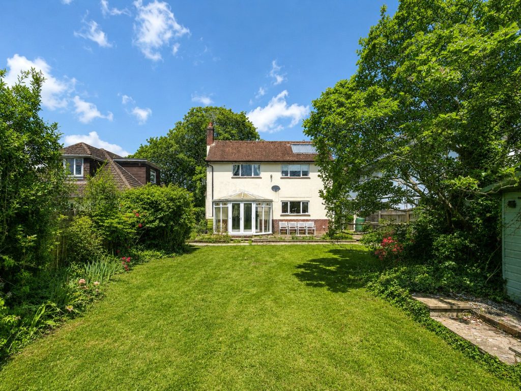 Footners Lane, Burton, Christchurch, Dorset, BH23 7NR