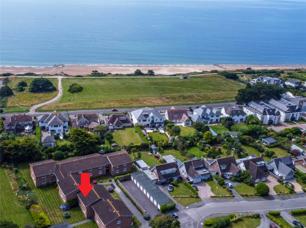 Waterford Gardens, Highcliffe, Christchurch, Dorset, BH23 5LH