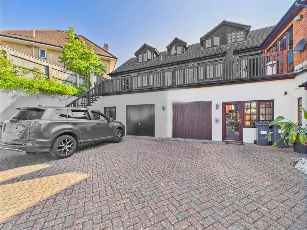 Carbery Lane, Southbourne, Bournemouth, Dorset, BH6 3QG