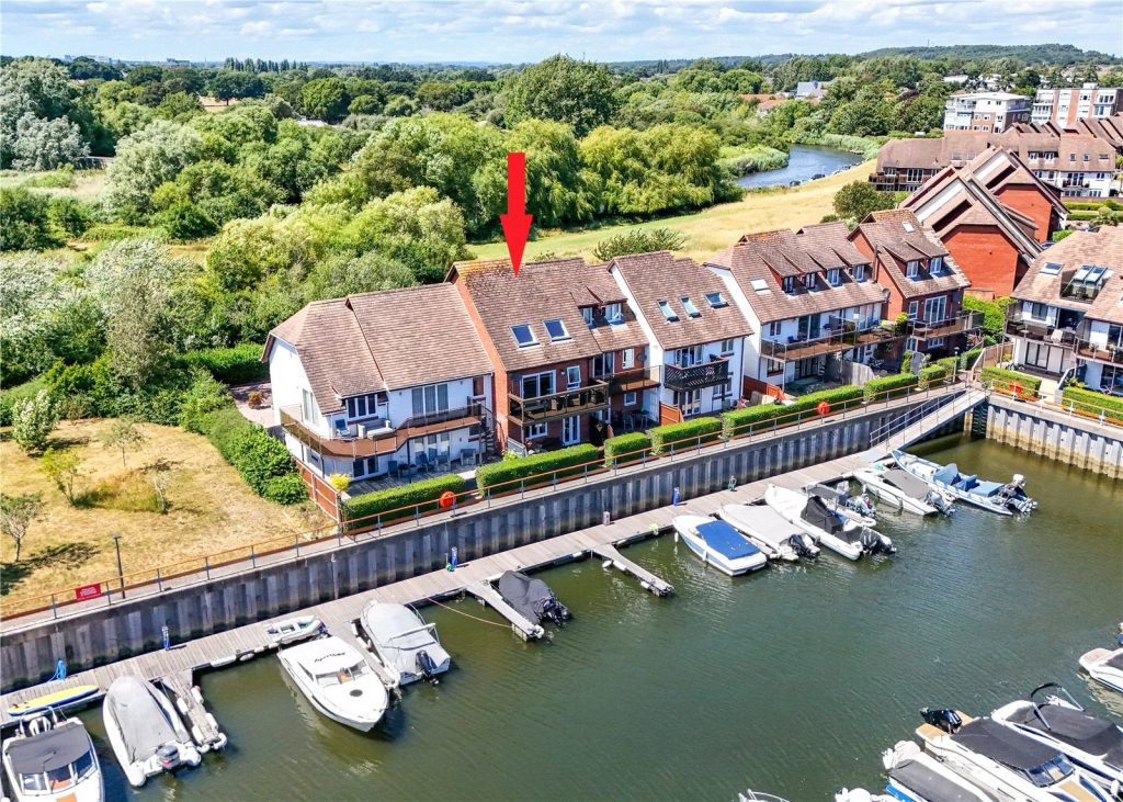 The Meridians, Christchurch, Dorset, BH23 1RA