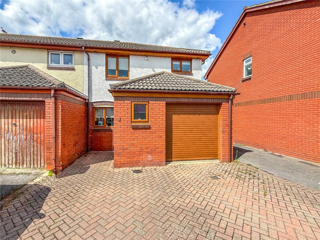 Ladysmith Close, Christchurch, Dorset, BH23 3DR