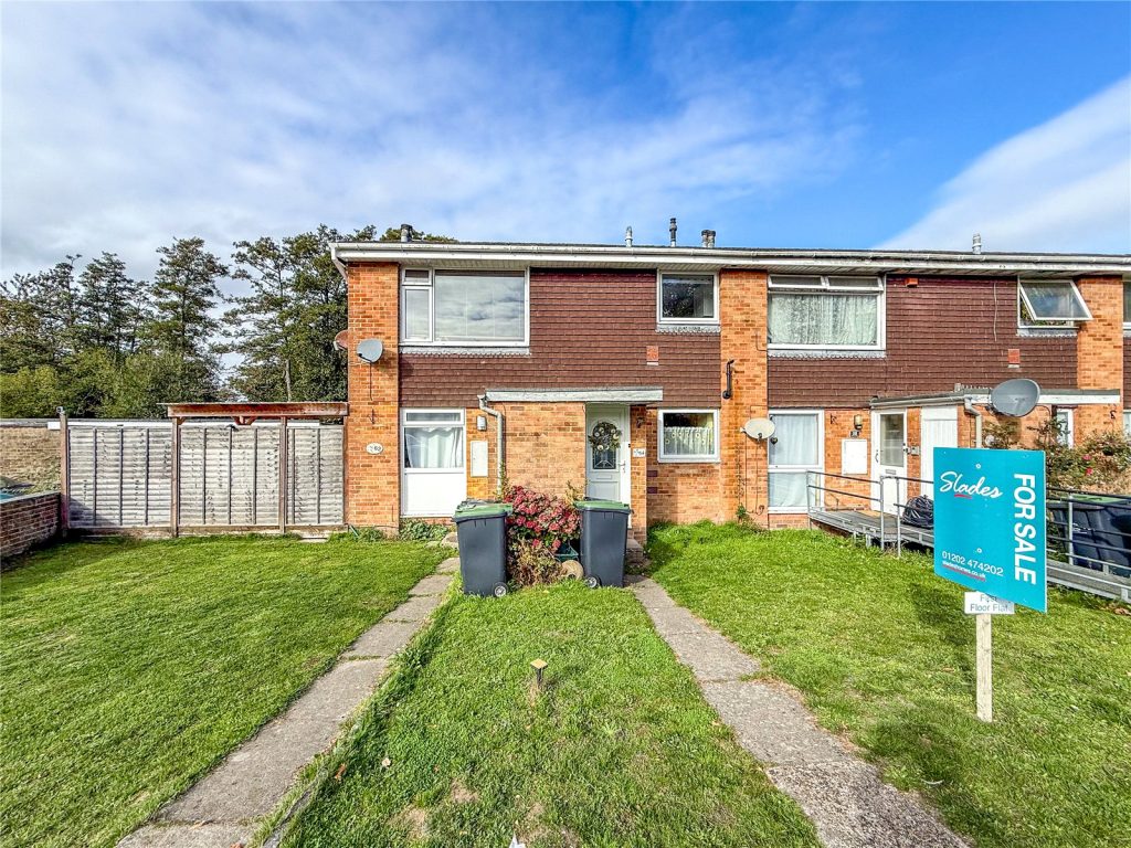 Pittmore Road, Christchurch, Burton, BH23 7HB