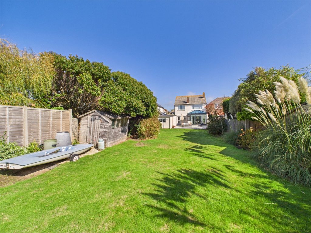 Hengistbury Road, Hengistbury Head, Bournemouth, Dorset, BH6 4DQ