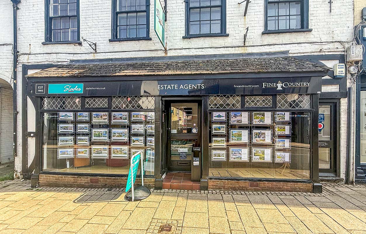 Slades Estate Agents - CHRISTCHURCH OFFICE 2