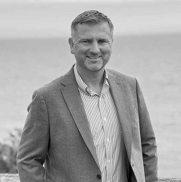 Slades Estate Agents - Dean Burt - Southbourne