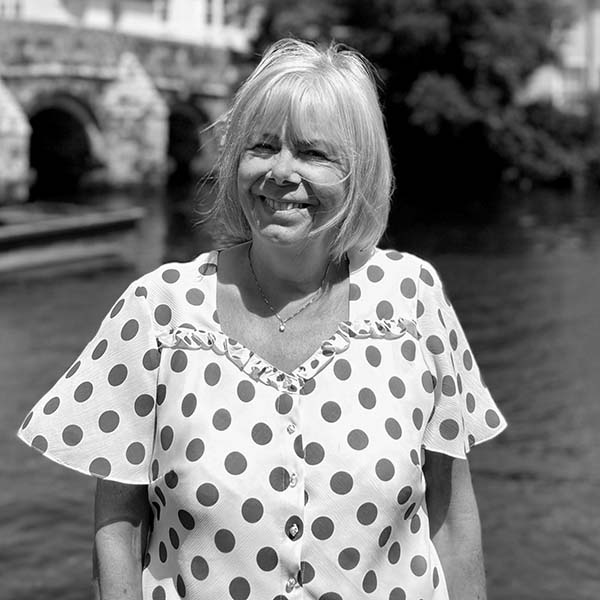 Slades Estate Agents - Margaret Malt - Christchurch