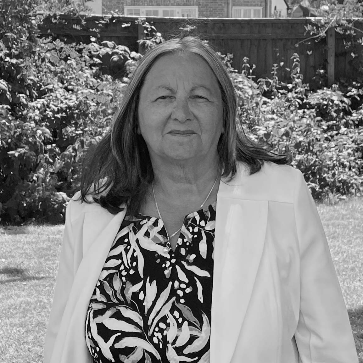 Slades Estate Agents - Margaret Stewart - Bransgore