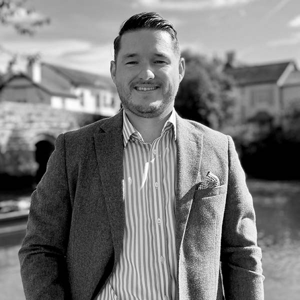 Slades Estate Agents - Mike Read - Christchurch