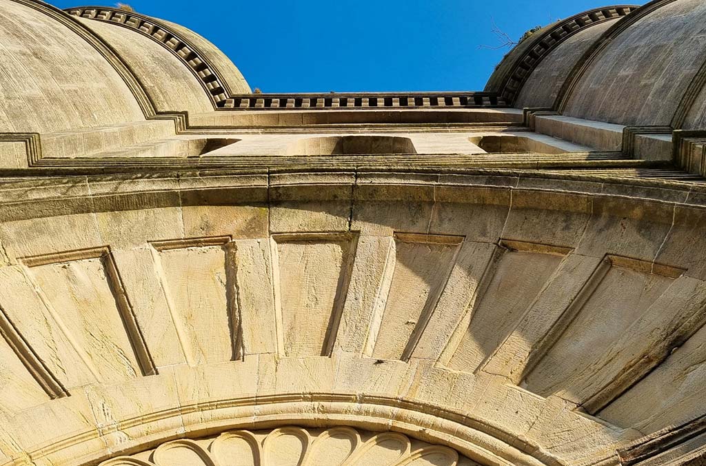 Slades Estate Agents - News - Guide to buying a listed building