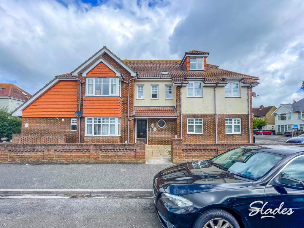 Pinecliffe Avenue, Southbourne, Bournemouth