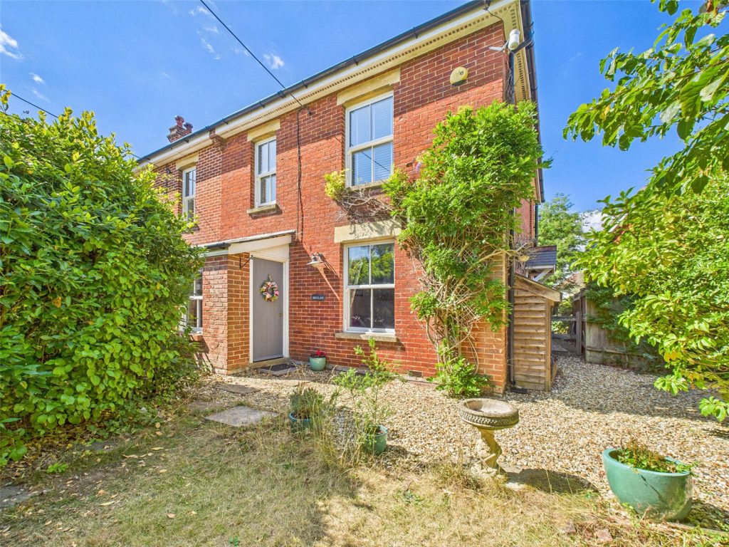West Road, Bransgore, Christchurch, Dorset, BH23 8BD