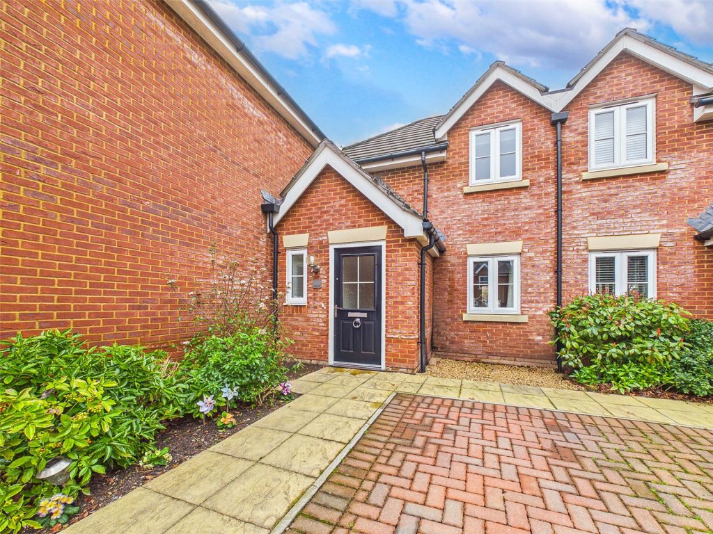 Marryat Way, Bransgore, Christchurch, Dorset, BH23 8FG