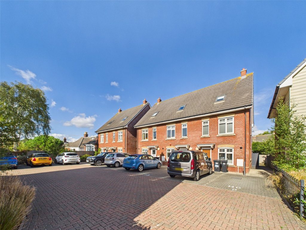 Cromwell Gardens, Southbourne, Bournemouth, Dorset, BH5 2EA