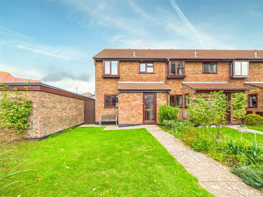Russell Drive, Christchurch, Dorset, BH23 3TW