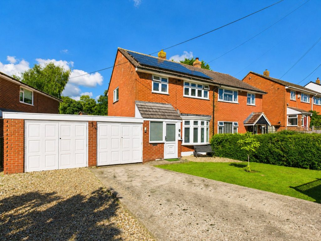 Glenville Road, Walkford, Christchurch, Dorset, BH23 5PY