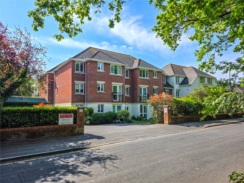 Daniels Lodge, 5-11 Montagu Road, Highcliffe, Christchurch, BH23 5JT