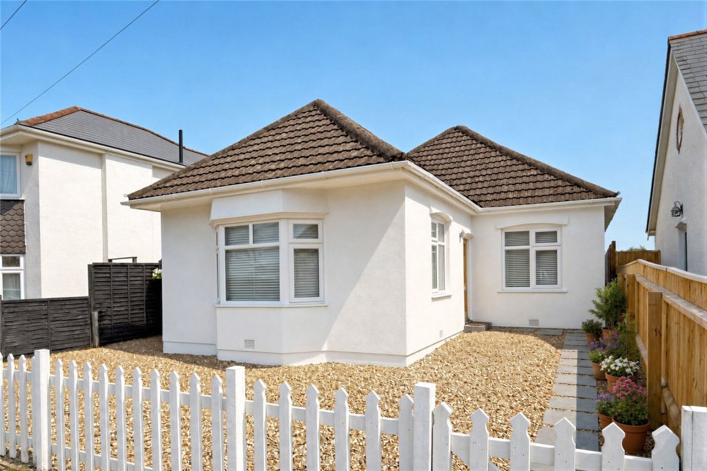 Arnewood Road, Bournemouth, Dorset, BH6 5DW