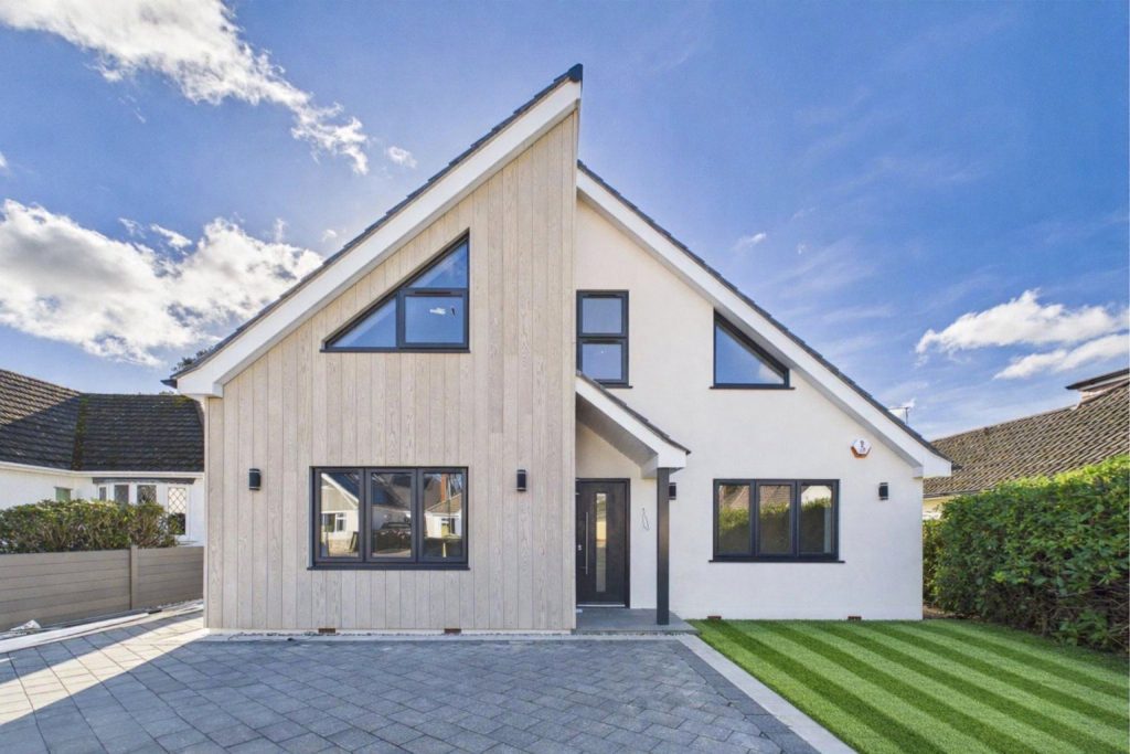 Wellington Avenue, Christchurch, Dorset, BH23 4HJ