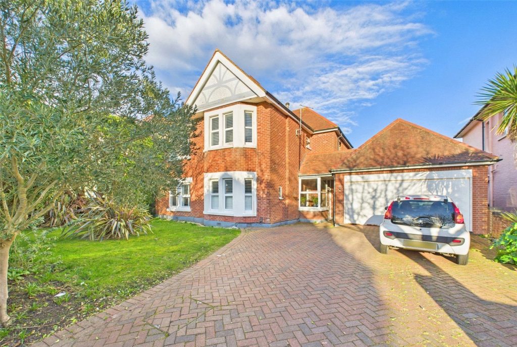 Southwood Avenue, Southbourne, Bournemouth, Dorset, BH6 3QA