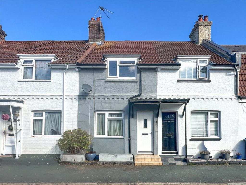 Stourbank Road, Christchurch, Dorset, BH23 1LH