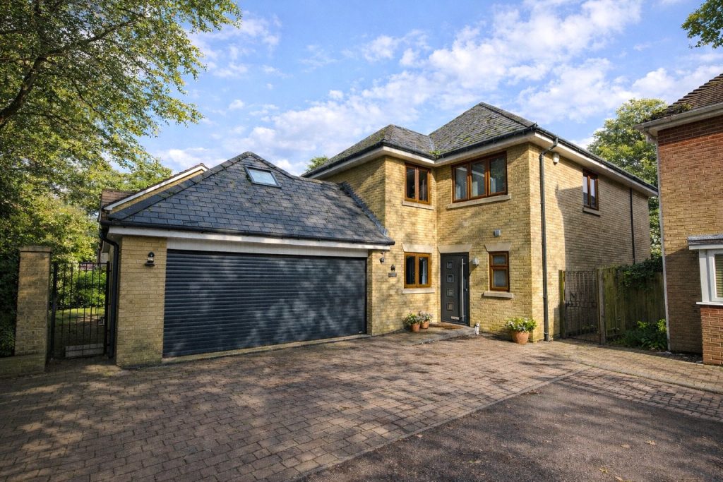 Ashtree Meadows, Christchurch, Dorset, BH23 1PG