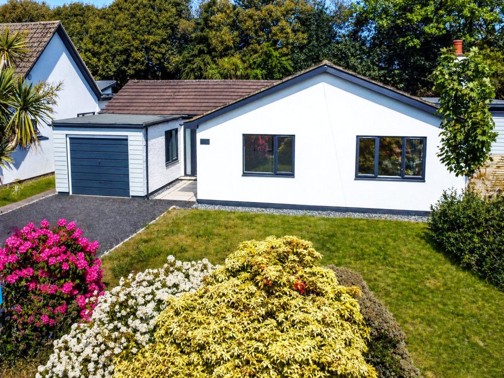 Forest Way, Highcliffe, Dorset, BH23 4PU