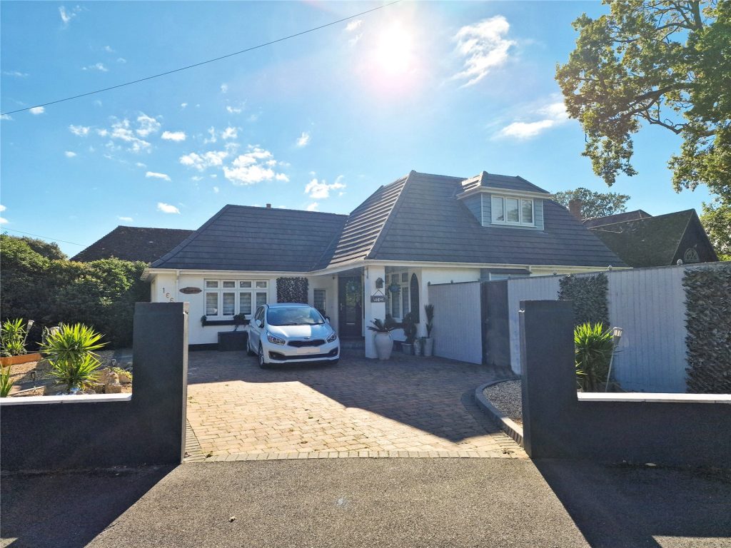 Ringwood Road, Walkford, Christchurch, Dorset, BH23 5RQ