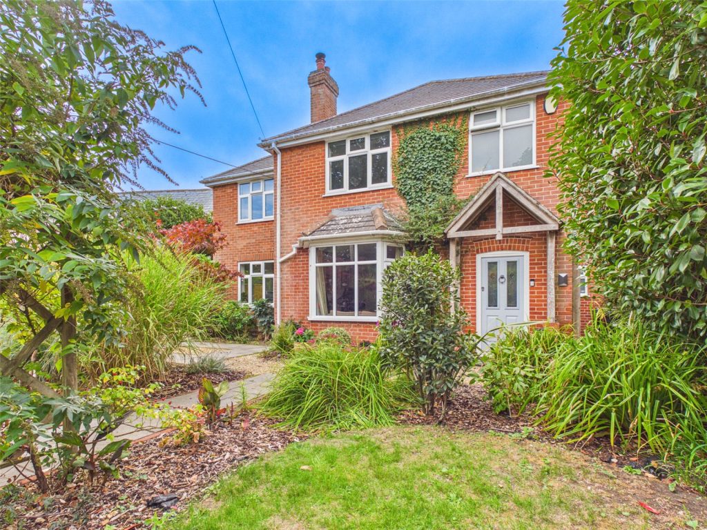 West Road, Bransgore, Christchurch, Dorset, BH23 8BD