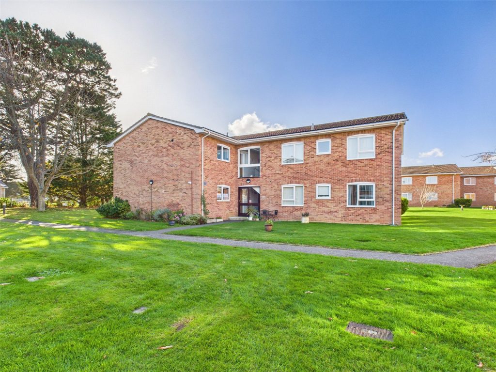 Waterford Place, Highcliffe, Christchurch, Dorset, BH23 5LG