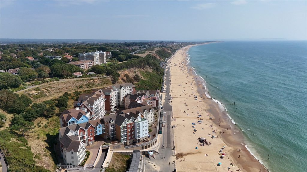 Honeycombe Chine, Boscombe, Bournemouth, Dorset, BH5 1LE