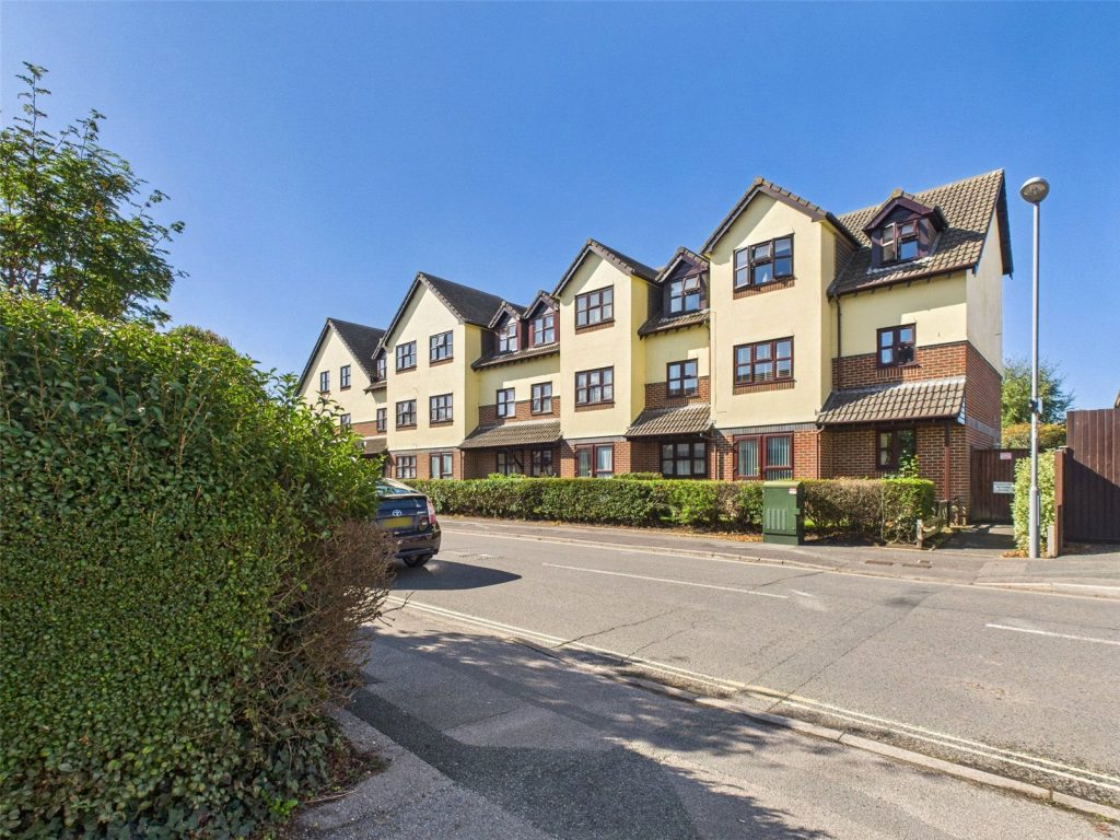Wortley Road, Highcliffe, Christchurch, Dorset, BH23 5DR
