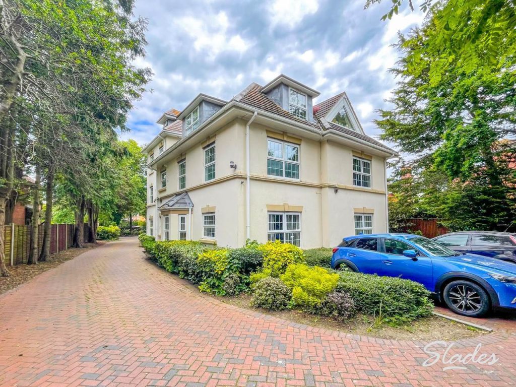 Stourwood Lodge, 5a Stourwood Avenue, Southbourne