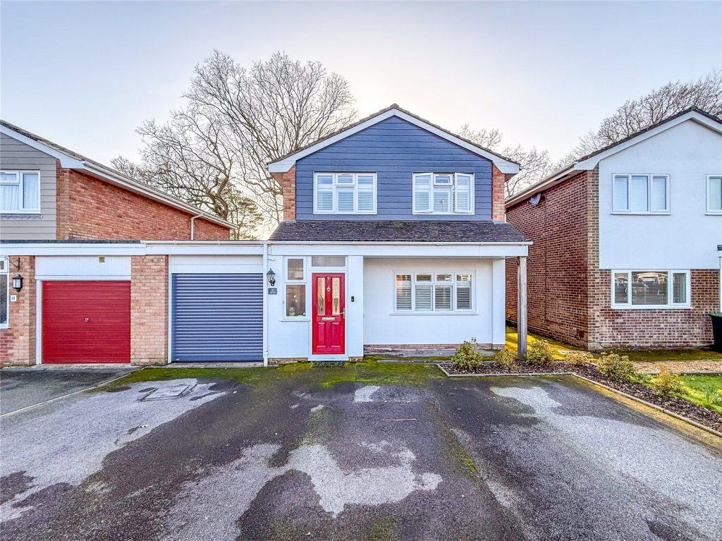 Apple Grove, Christchurch, Dorset, BH23 2HG