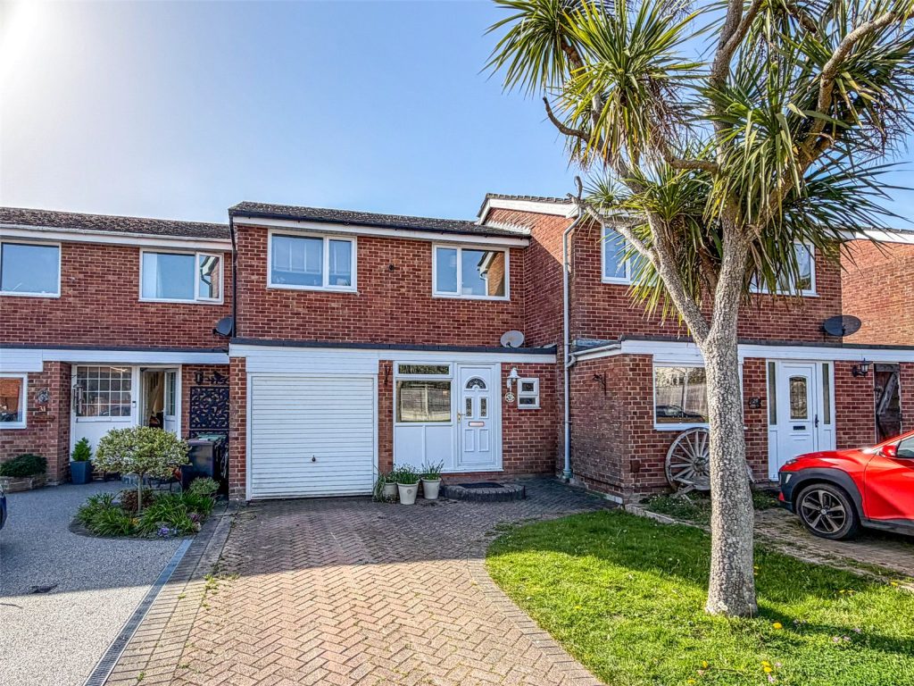Brinsons Close, Burton, Christchurch, Dorset, BH23 7HS