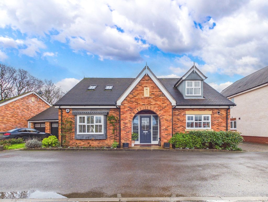 Marryat Way, Bransgore, Christchurch, Dorset, BH23 8FG