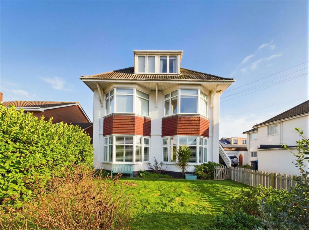 Warren Edge Road, Southbourne, Bournemouth, Dorset, BH6 4AX